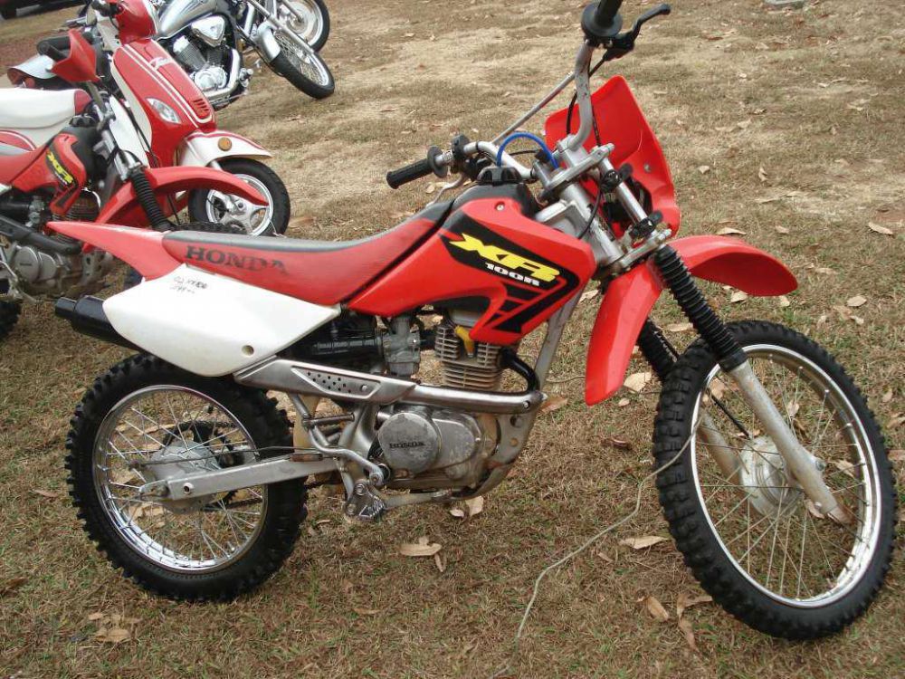 2002 Honda XR100R Dirt Bike 