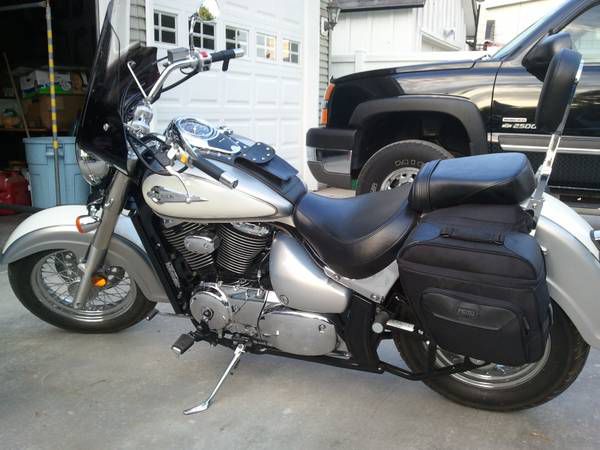 2004 Suzuki Intruder Volusia 800cc End of Season price!!