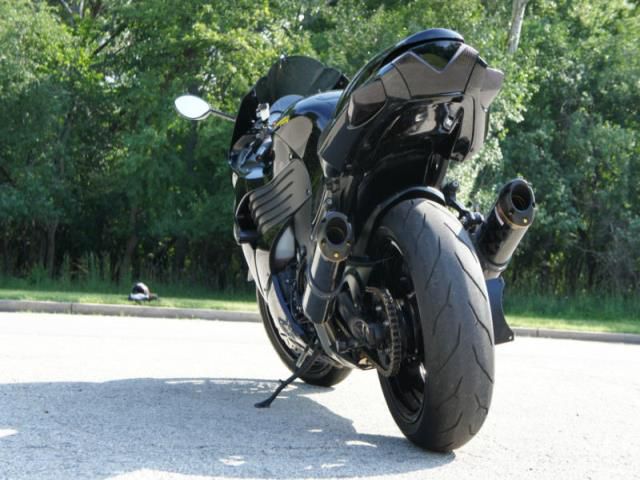 2011 - Kawasaki Ninja ZX1400