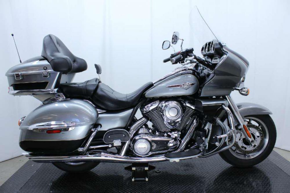 2010 Kawasaki Vulcan 1700 Voyager Touring 