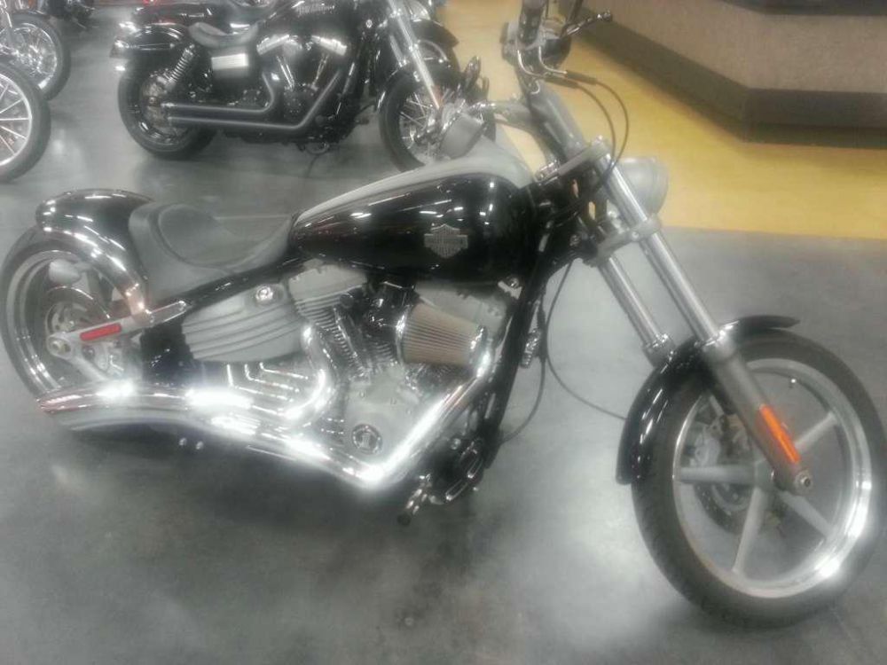 2009 harley-davidson fxcw softail rocker  cruiser 