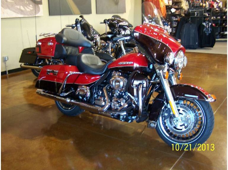 2011 Harley-Davidson FLHTK Electra Glide Ultra Limited , US $, image 1