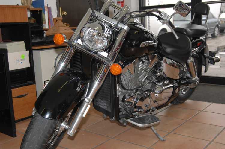 2004 - HONDA 1300cc VTX