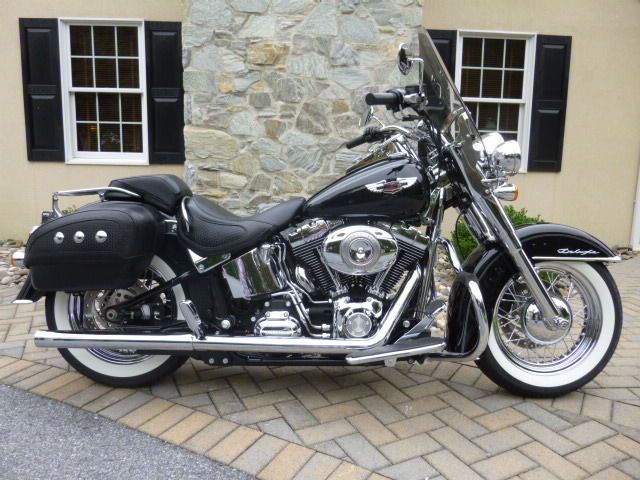 Harley-Davidson : Softail 2009 Harley Davidson FLSTN Softail