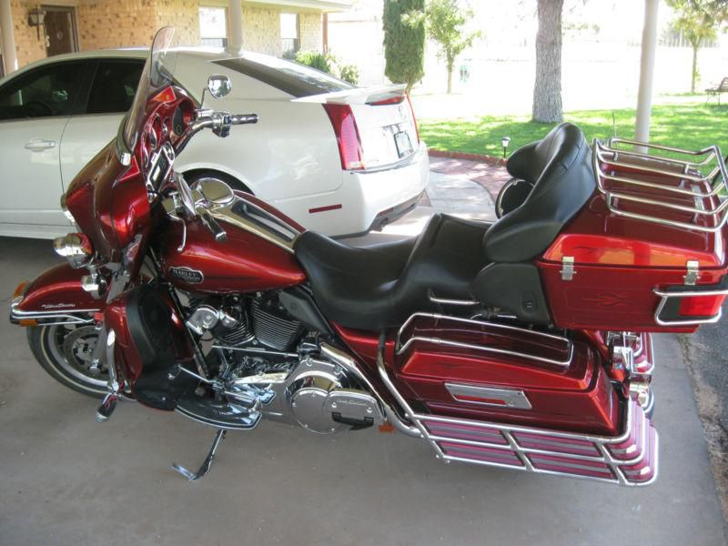 Ultra Classic, lots of chrome,custom pin striping and alot of extras, US $15,995.00, image 2