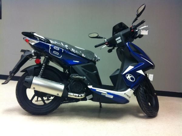 2012 kymco super 8 150  scooter 