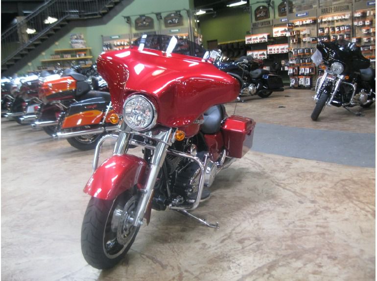 2013 Harley-Davidson Street Glide FLHX , US $, image 3