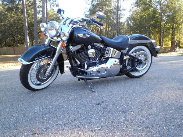 2005 harley-davidson softail deluxe only 1,600 miles