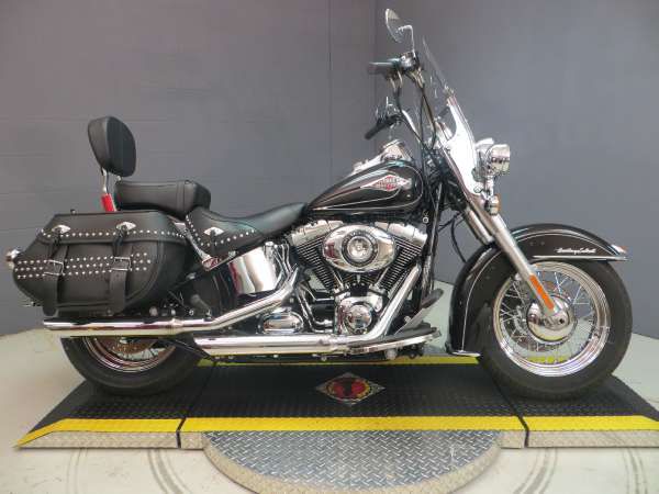 2011 harley-davidson flstc heritage softail classic