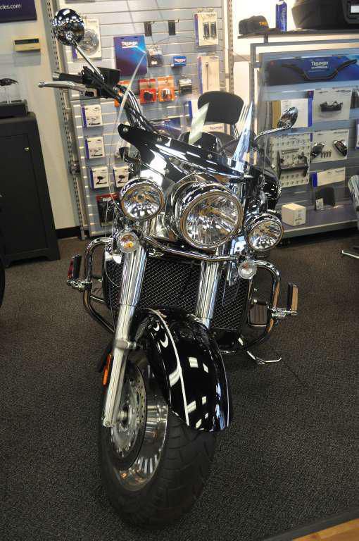 2013 Triumph Rocket III Touring Standard , US $14,499.00, image 6