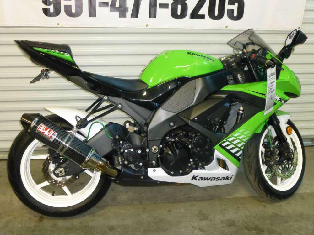 2010 kawasaki ninja zx-10r  sportbike 
