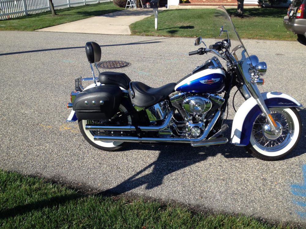 2006 Harley-Davidson Softail DELUXE Cruiser 