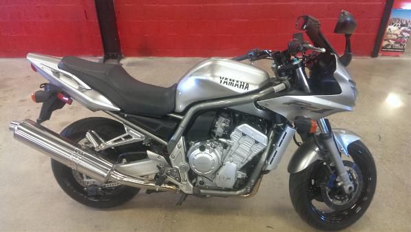 2002 yamaha fz1