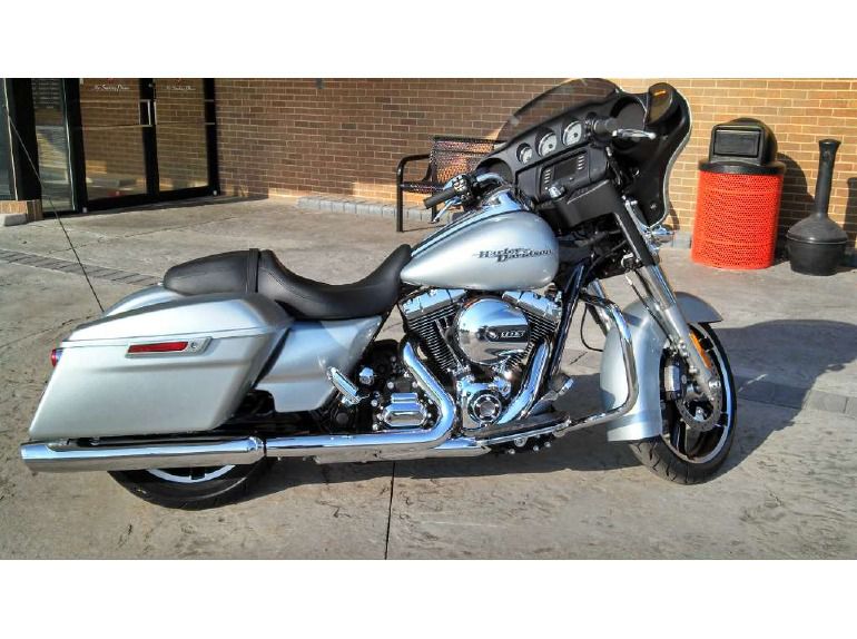 2014 harley-davidson flhx street glide 