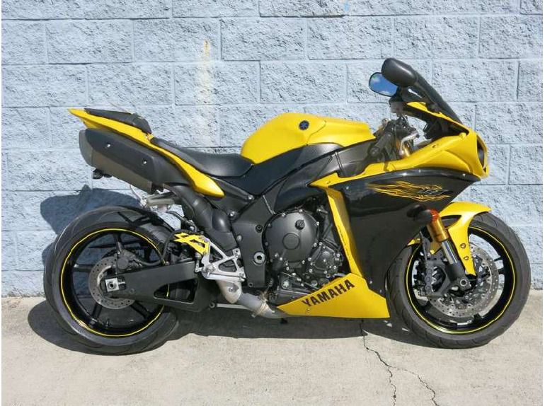 2009 yamaha yzf r1 