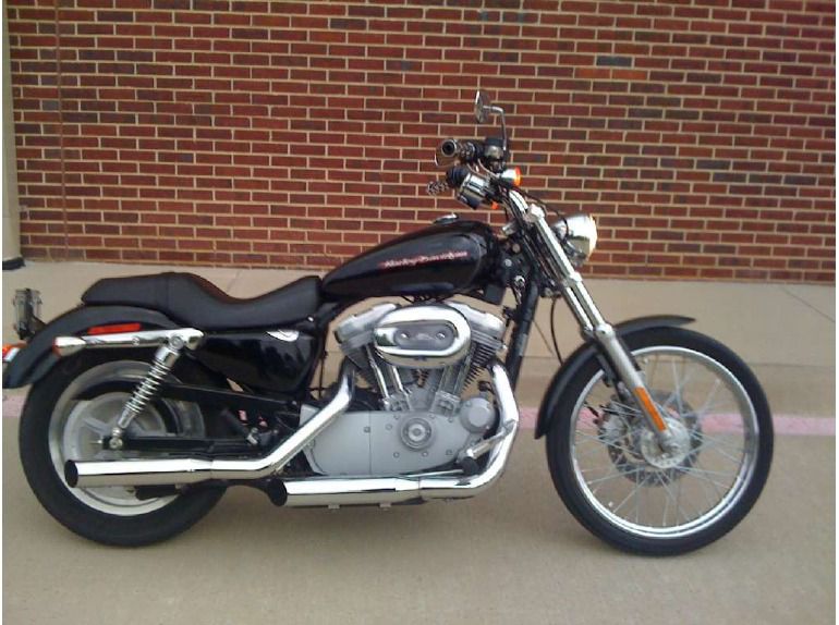2004 Harley-Davidson Sportster XL 883 Custom 