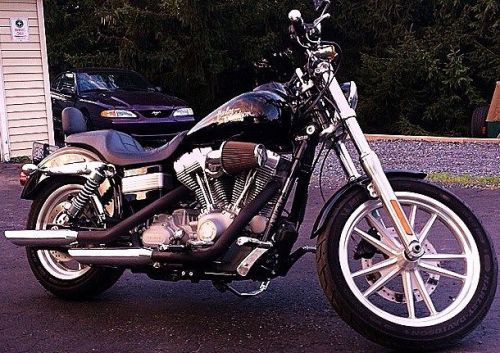 2010 Harley-Davidson Dyna, image 1