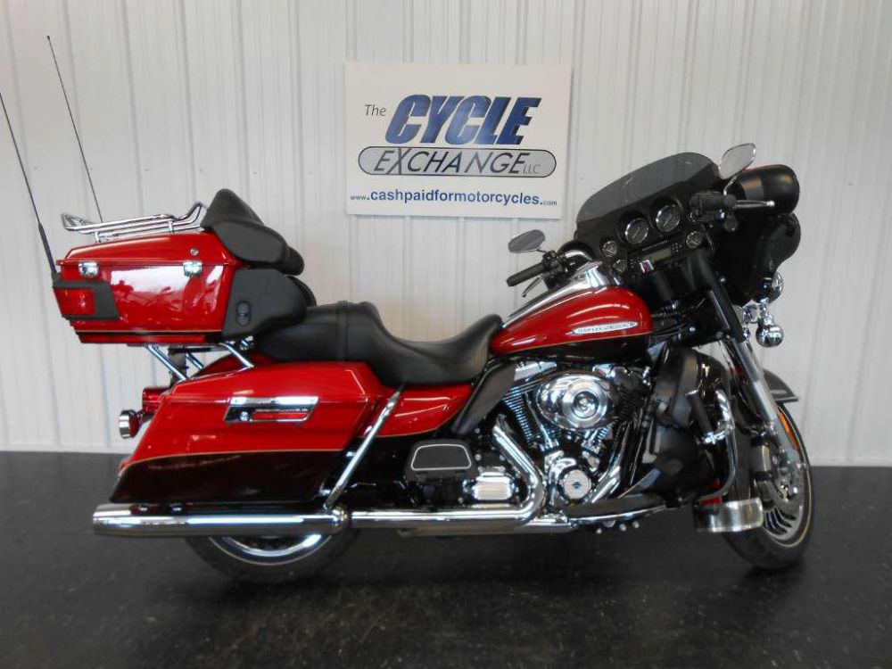 2011 Harley-Davidson FLHTK Electra Glide Ultra Limited Touring 