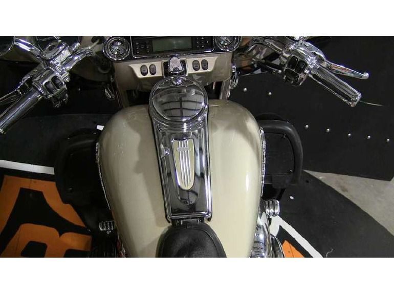 2010 Harley-Davidson FLHRC Road King Classic , $14,995, image 20