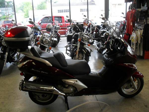 2009 Honda Fsc600 Silver Wing 5056 Miles Financing Available Call Thad
