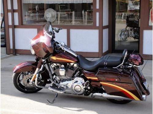 2010 Harley Davidson CVO Street Glide