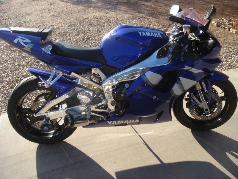 2000 yamaha r1 sport bike nr