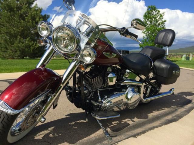 2008 - Harley-Davidson Softail Deluxe in Crimson R