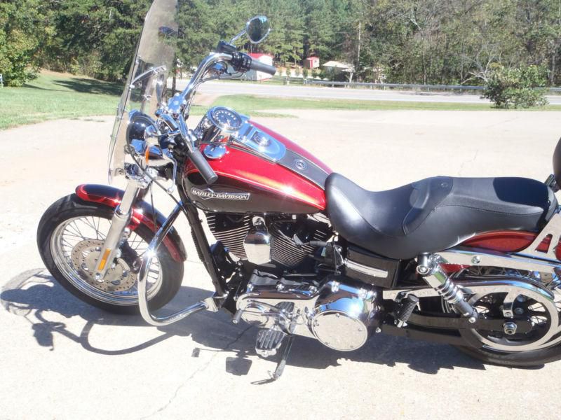 Cruiser super glide custom 1584 cc red excellent condition with extras