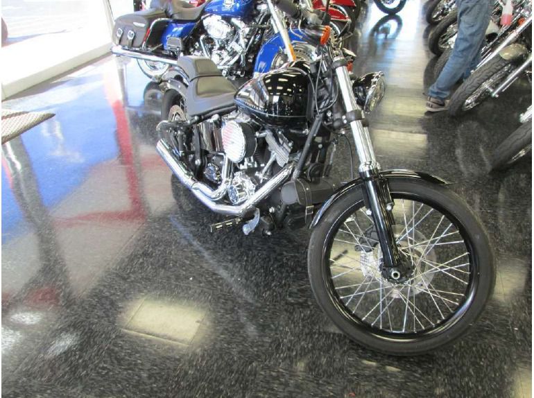 2011 harley-davidson softail blackline 
