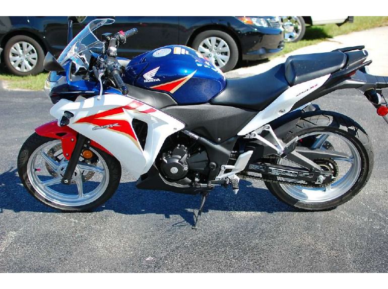 2012 Honda CBR250R , $3,189, image 4