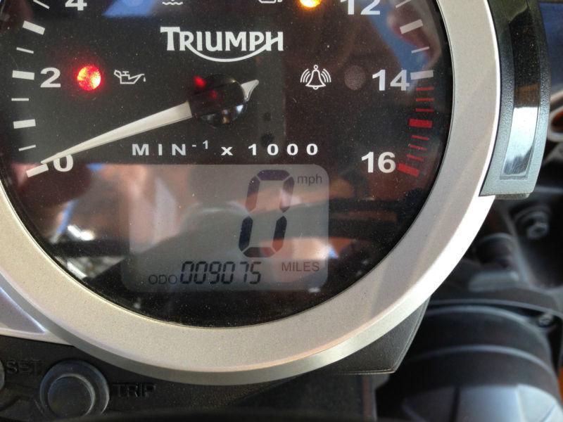 2006 Scorched Yellow Triumph Daytona 675, US $4,995.00, image 9