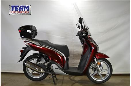 2010 honda sh150  moped 