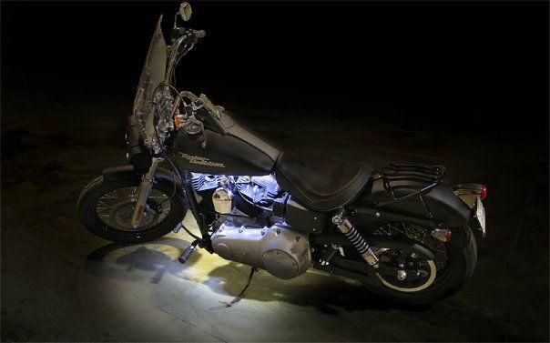 2009 Harley Davidson Dyna Street Bob. Black Denim.- 96 cubic inch - 6 Speed, US $305.00, image 2