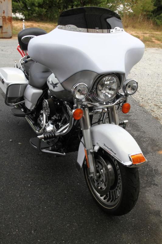 2009 Road King with Hoppe Fairing with low miles, US $14,500.00, image 3