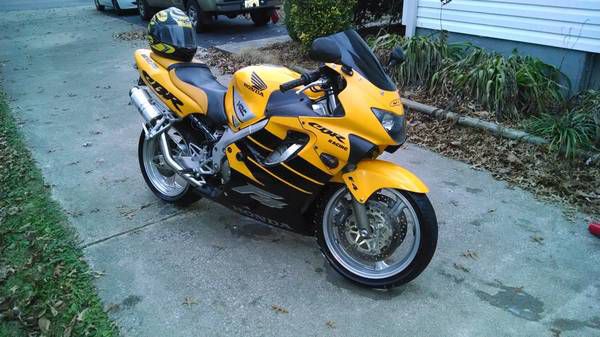 99 Honda Cbr F4 600