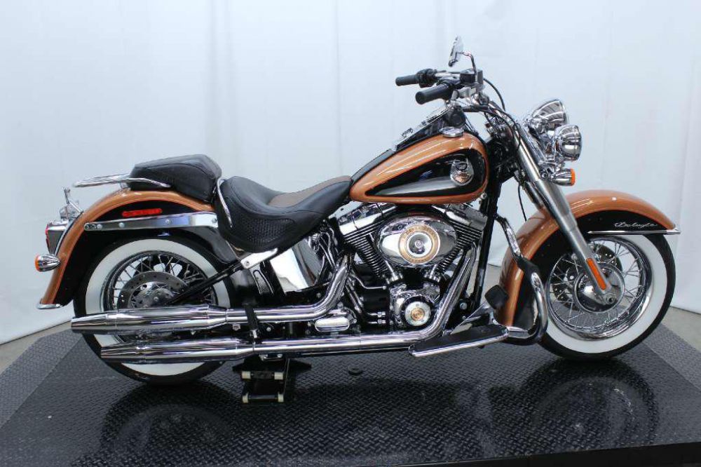 2008 Harley-Davidson FLSTN Softail Deluxe Cruiser 