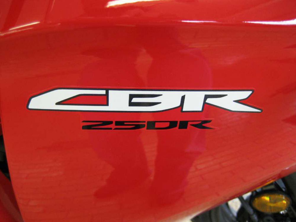 2013 Honda CBR250RA Sportbike 
