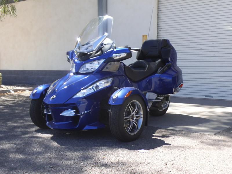 2012 Can-Am Spyder Roadster RT-S Sport Touring 
