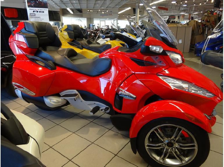 2011 Can-Am Spyder Roadster RT-S  Sport Touring , US $19,999.00, image 7