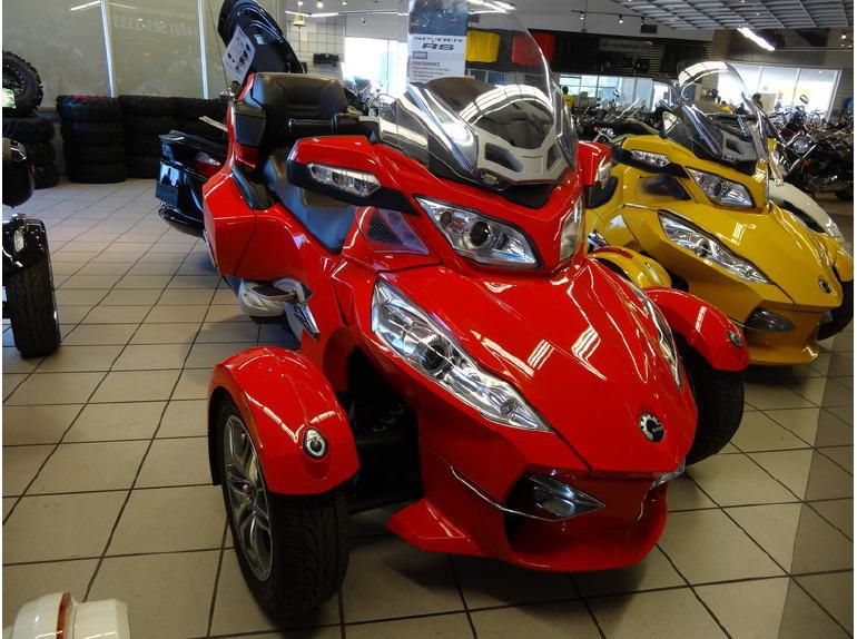 2011 Can-Am Spyder Roadster RT-S  Sport Touring , US $19,999.00, image 8
