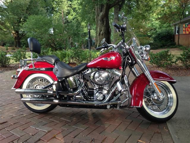 2006 harley-davidson softail deluxe cruiser 