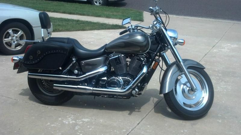 2006 Honda Shadow Sabre 1100. Excellent condition. Alloy wheels, saddlebags.