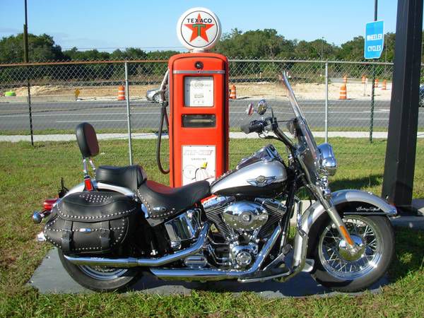 2003 flstc, harley davidson heritage softail super low mileage