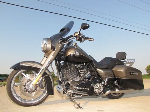2014 Harley-Davidson Touring CVO ROAD KING FLHRSE, US $48000, image 4