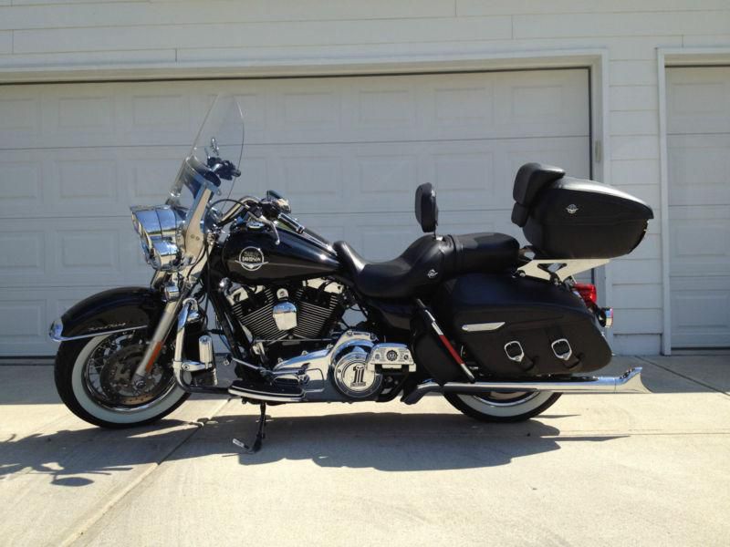 2009 Road King Classic with Leather Tour-Pak