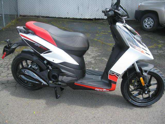 2014 Aprilia SR Motard 50 Scooter 