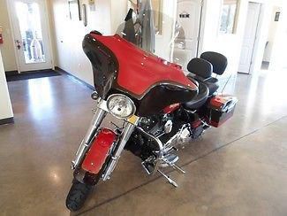 Merlot & cherry metallic motorcycle very clean
street glide