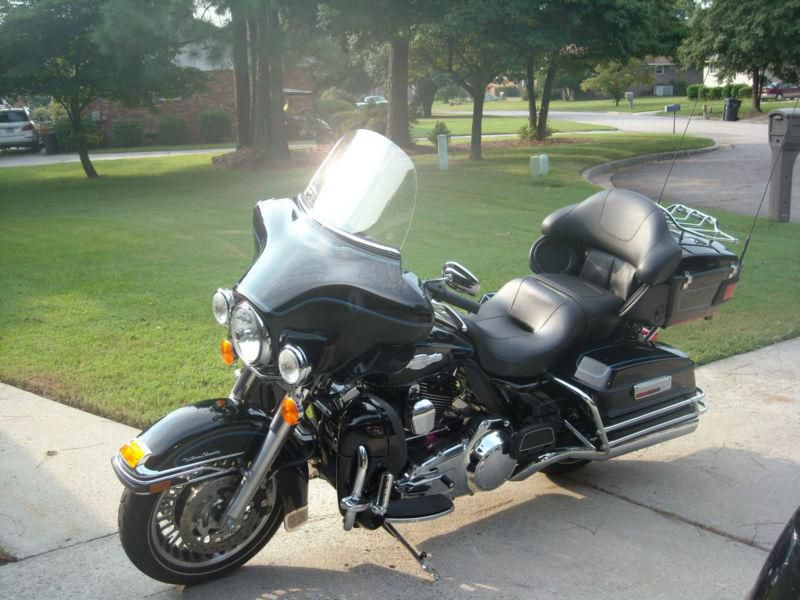Harley Davidson Ultra Classic Black Shine Peace Officer Model, US $13,000.00, image 1