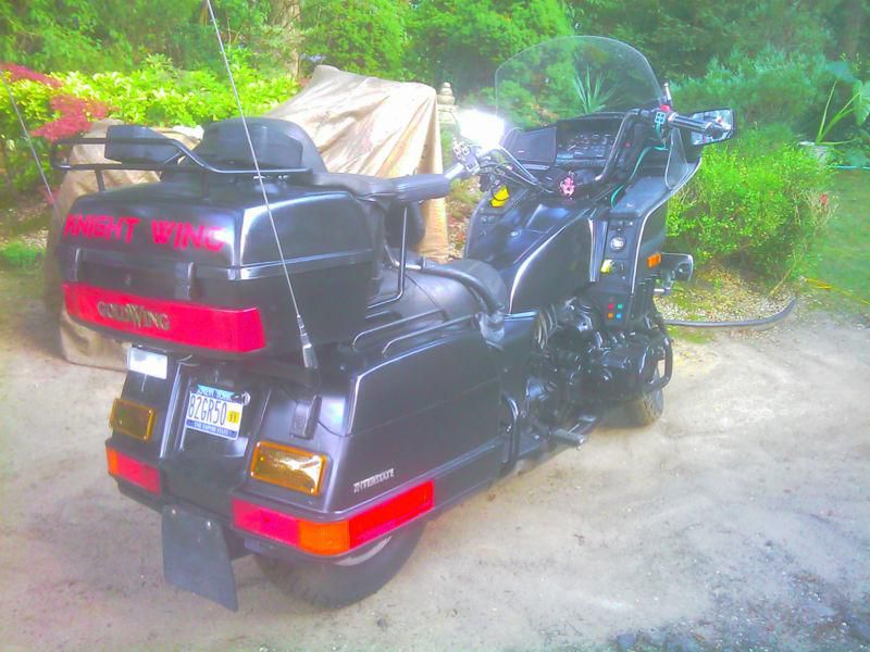 1984 Honda Goldwing gl1200 battery charger LED Lights plus many extras