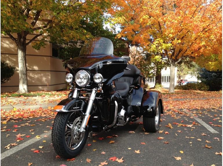 2013 Harley-Davidson FLHTCUTG - Tri Glide Ultra Classic 